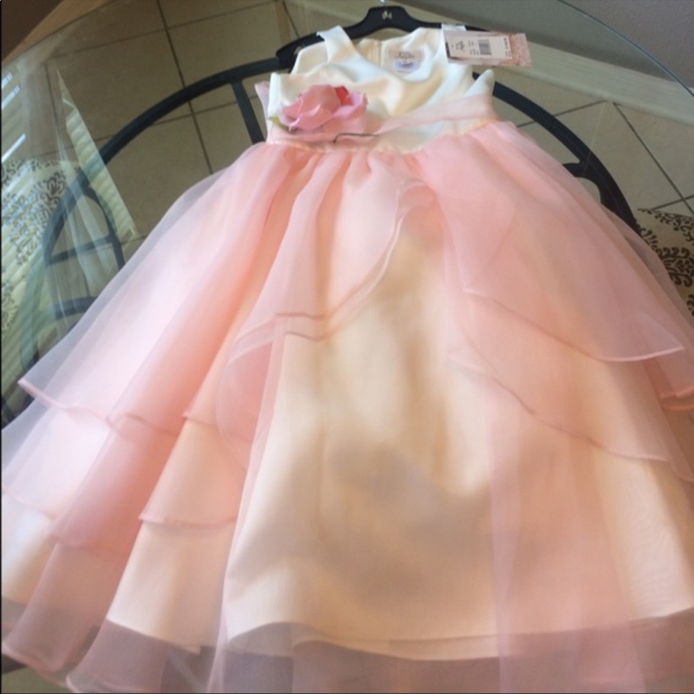 Perfect Dress! Us Angels girls pink and white organza dress